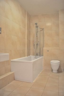 2 Bed Flat, Hackney Road, E2 - Photo 1