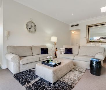 Executive Apartment Offering The Mosman Village Lifestyle - Photo 2