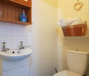 Studio Flat, Stanley Gardens, NW2 - Photo 4