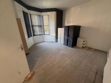 4 bedroom house to rent - Photo 3