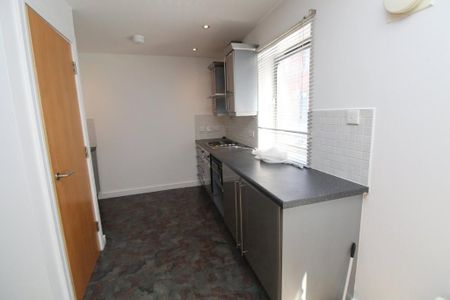 1 bedroom flat to rent - Photo 5