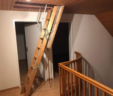 4.5-room maisonette apartment with private suite Located in the cen... - Photo 4