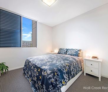 ONE BEDROOM + STUDY. - Photo 2