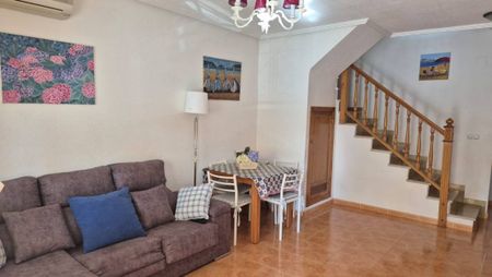 Townhouse for Rent in Residencial Baños de Europa – Torrevieja - Photo 2