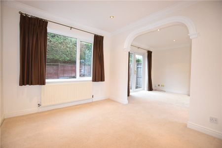 8, St. Helens Way, Adel, Leeds, LS16 8LP - Photo 2