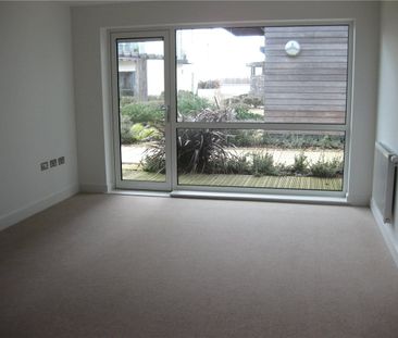 2 double bedroom apartment in the sought after Park Way development... - Photo 1
