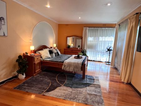 Burwood East - Photo 2