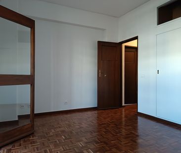 Apartamento T3 para Arrendamento no Restelo, Lisboa - Photo 4