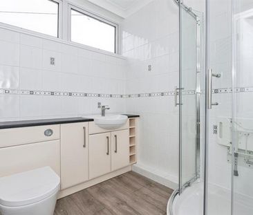 Theaker House, South Darenth - Photo 4