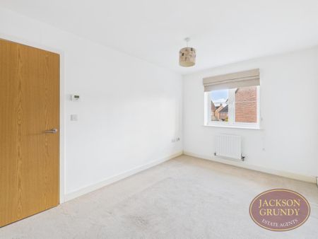 3 bedroom semi-detached house to rent - Photo 5