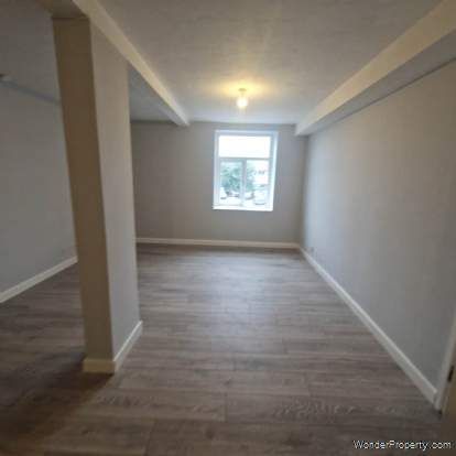 1 bedroom property to rent in Ashton Under Lyne - Photo 3