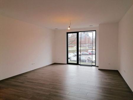 Nieuwbouw appartement op de 1ste verdieping met twee slaapkamers, terras, één parkeerplaats en een kelderberging. - Photo 5