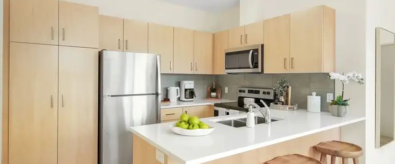 301 Westmount Road W | 301 Westmount Road West, Kitchener - Photo 1