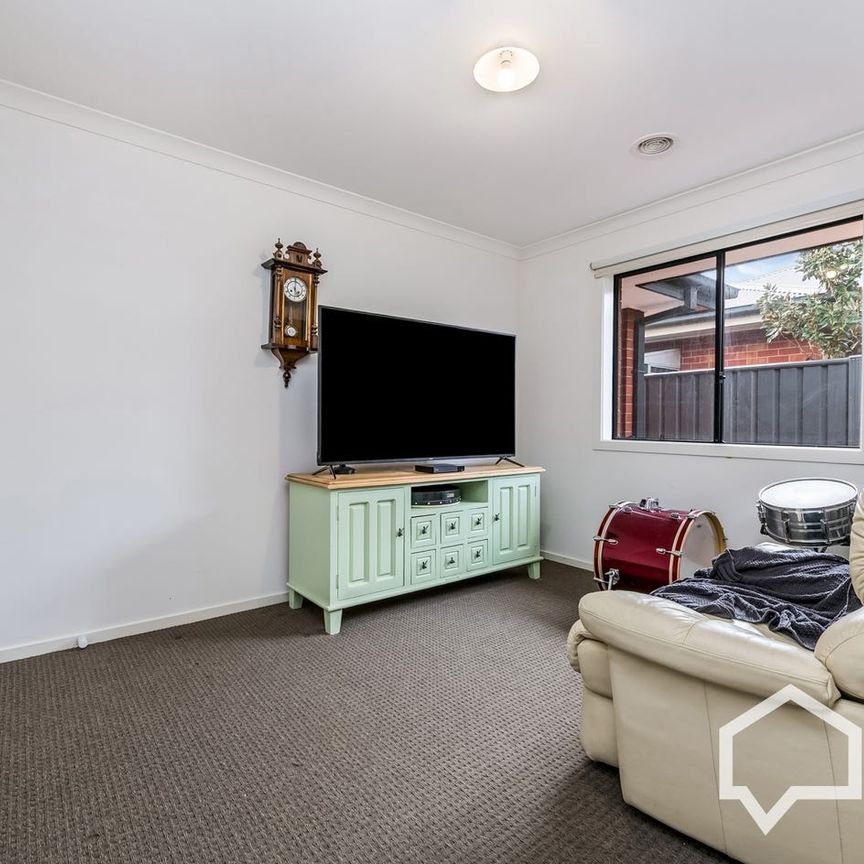 12 Bilitho Street, Huntly, Vic 3551 - Photo 1