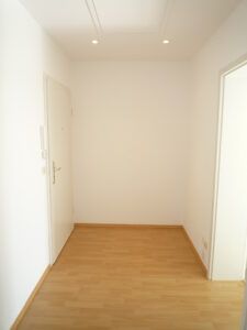 Jößnitzer Str. 149, Wohnung 10 ~~~ Einbauküche, Dachgeschoss, Balkon, Bad mit Wanne, Abstellfläche im Dachboden, Keller - Foto 3