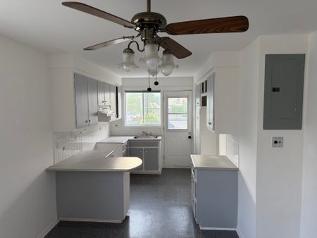 8245 Rue Dora, Montréal (LaSalle), QC H8N - Photo 5