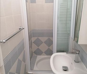 2 pièces - Meublé - 40,01 m² - 4ème étage - Colocation non autorisée - Photo 4