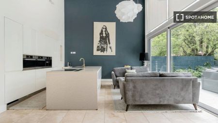 Room for rent in 5-bedroom house in Chapelizod, Dublin - Photo 5