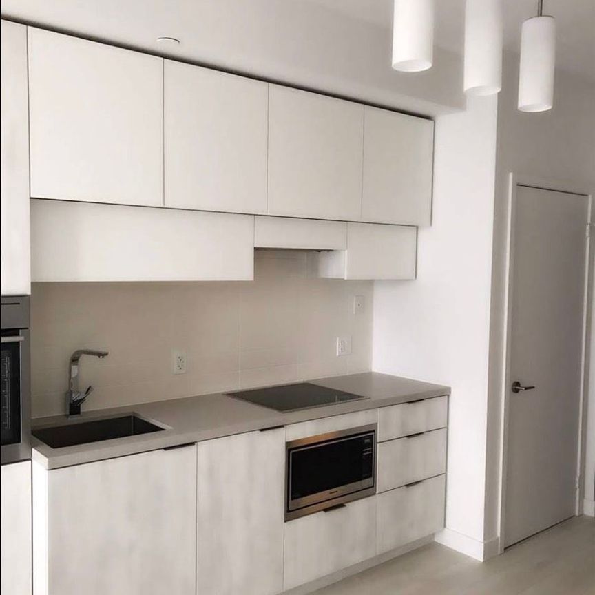 For Lease - 8 Eglinton Avenue Unit# 1912, Toronto, Ontario - Photo 1