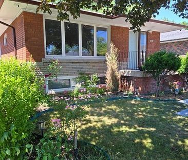 For Lease - 28 Delbert Drive, Toronto, Ontario - Photo 3