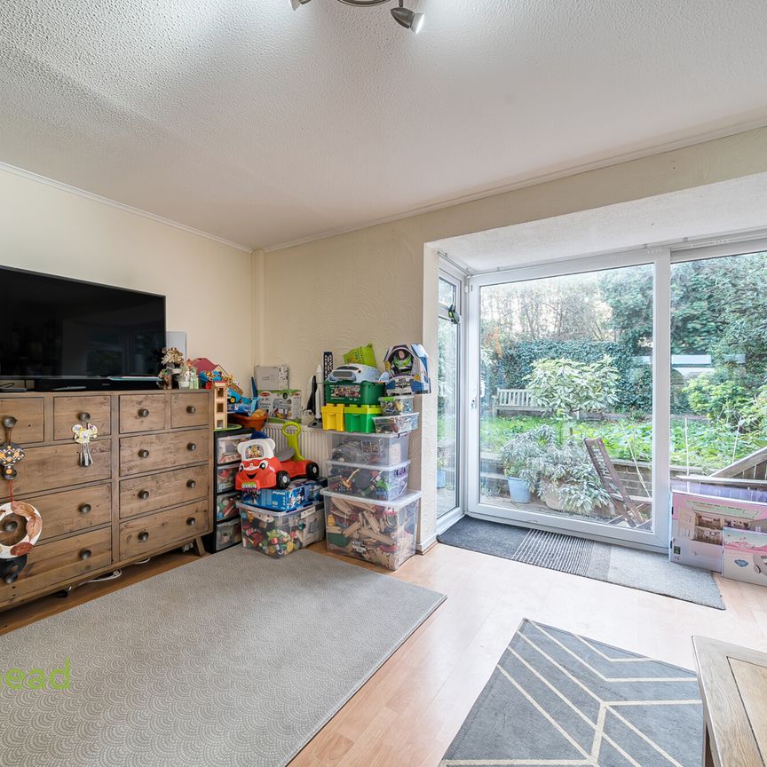 Wedgwood Way, London, SE19 - Photo 1