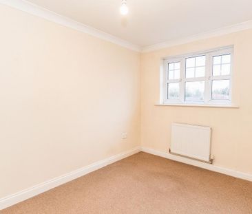 4 bedroom terraced house to rent - Photo 4