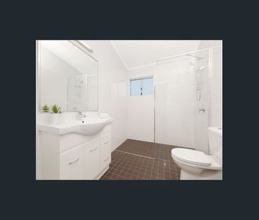 52 Leckie Road, Kedron, Qld 4031 - Photo 1