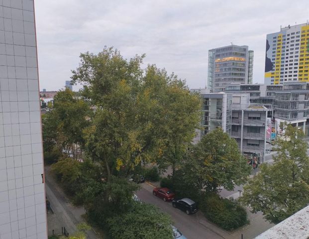 Studio Apartment Dic2025 to Jan5th 2026 near Storkowerst Ringbahn - Photo 1