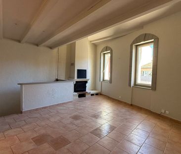 Maison à louer 5 pièces • Solliès-Pont - Photo 2