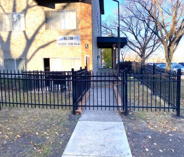 METRO PARK PLACE — 2 bdrm, 2 LEVELS - Photo 4