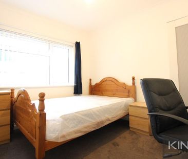 5 bedroom terraced house to rent - Photo 2