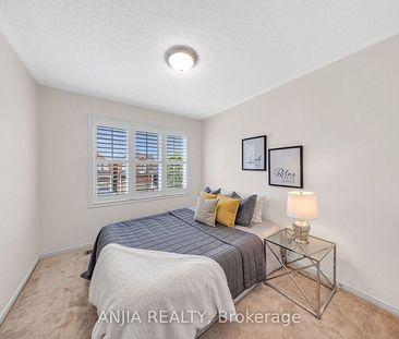 For Lease - 34 Horn Street, Whitchurch-Stouffville, Ontario - Photo 3