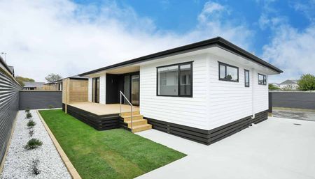 3 Bedroom Modern Town house in Georgetown - Photo 5