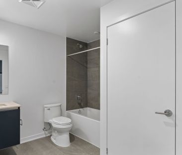 For Lease - 395 Dundas Street Unit# 614, Oakville, Ontario - Photo 5