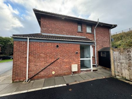 5 Farmley Mews, Glengormley BT36 7TP - Photo 2