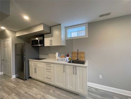 For Lease - 174 Wagner Crescent, Essa, Ontario - Photo 3