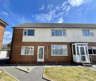 2 bedroom Flat To Let - Photo 2
