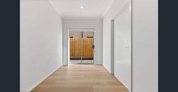 Fully Furnished Opposite Melton Reservoir - Photo 1