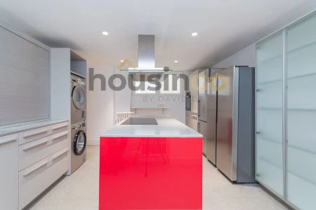 Madrid - Photo 2