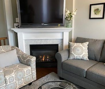 For Lease - 2022 Lakeshore Road, Mississauga, Ontario - Photo 1