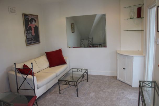 1 Bed Flat, Vereker Road, W14 - Photo 1