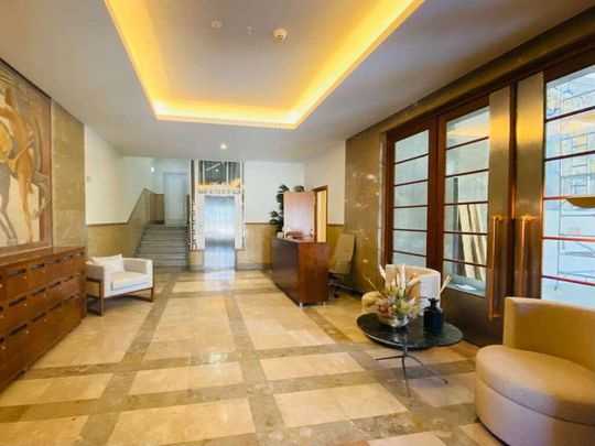 1 Bedroom Apartment with parking, Avenida da Liberdade, Lisboa - Photo 1