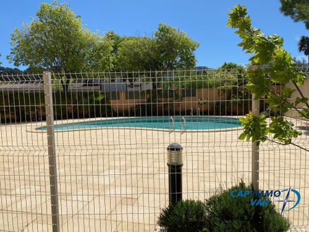 Location Appartement 2 pièces 39m² ST CYR SUR MER 83270 - Photo 5