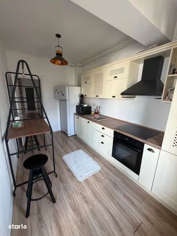 Apartament 3 Camere | Sisesti | centrala proprie | zona linistita - Fotografie 3