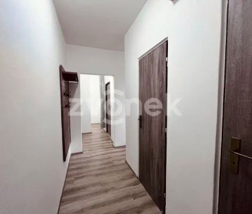 Pronájem bytu 2+1 po rekonstrukci, Malenovice - Photo 2