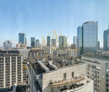 Warszawa, Śródmieście, Grzybowska – zdjęcie 2