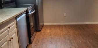 Renovated One Bedroom Unit in Kitsilano - Photo 2