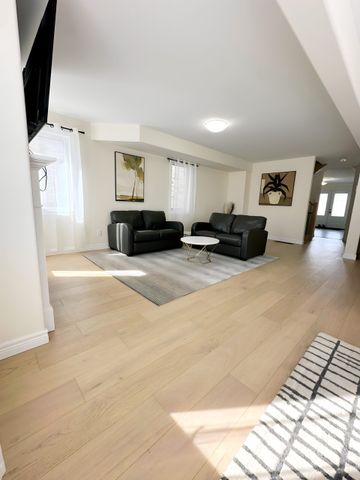 For Lease - 905 Bamford Terrace, Peterborough, Ontario - Photo 2