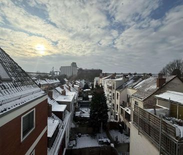 Großzügige Wohnung mit großen Zimmern, Einbauküche und Abstellraum - Photo 5