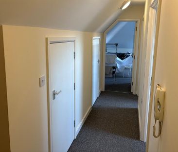 Studio to rent - Photo 6